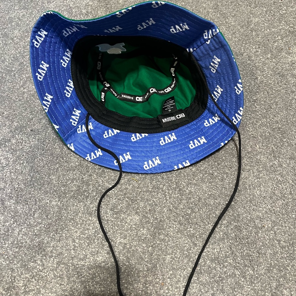 Vancouver Spring Showdown Bucket hat - Picture 2 of 4